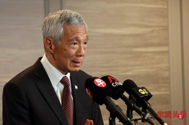 新加坡总理李显龙将于5月15日正式卸职 黄循财将接棒