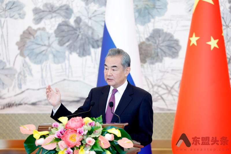 中国外长王毅将访问印度尼西亚、柬埔寨、巴布亚新几内亚 