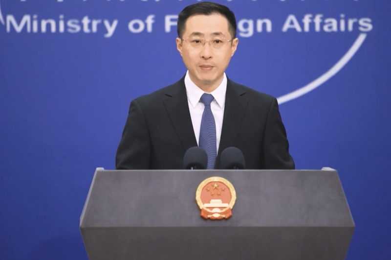 菲律宾称中国应反思在南海作为 中方：该反思的恰恰是菲方自身