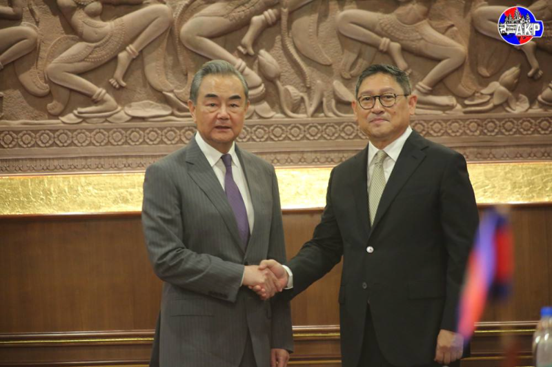 Cambodia and China Highly Value Strong Development of Bilateral Relations in All Sectors