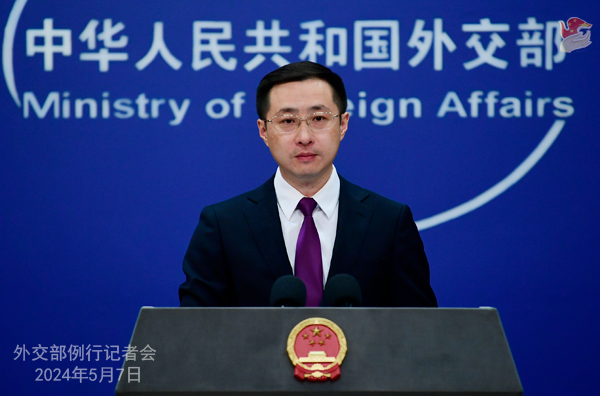 美菲联合军演击沉中国制造船只？中国外交部回应