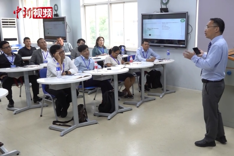 湄公河五国官员学者到中国研修民族事务治理
