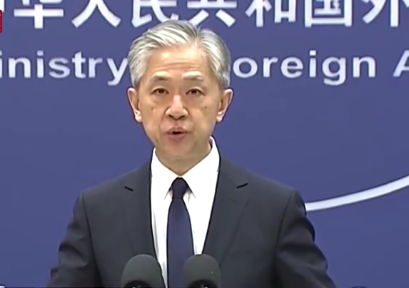 中国外交部：菲方出尔反尔恰证明其在仁爱礁问题上心虚胆怯