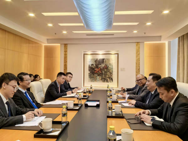 中国外交部官员会见印尼外交部、海洋与投资统筹部官员