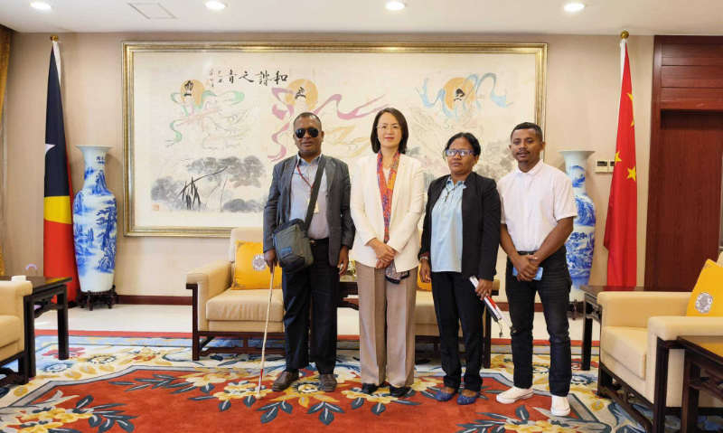  中国驻东帝汶大使会见东帝汶总统府社会包容事务高级顾问加斯帕尔