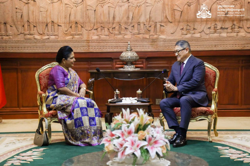Cambodian Deputy Prime Minister receives outgoing Sri Lankan Ambassador