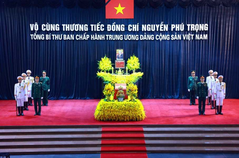 越南隆重为越共中央总书记阮富仲举行国葬