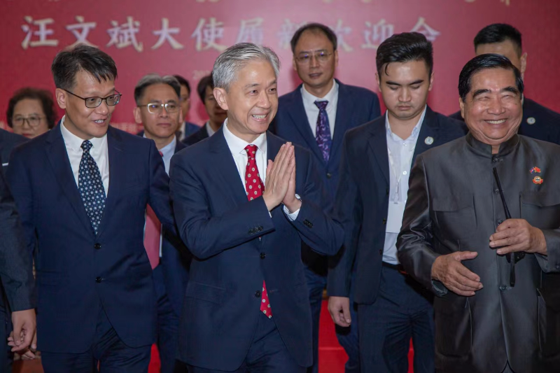 柬埔寨华人华侨举行宴会欢迎中国驻柬埔寨大使汪文斌履新