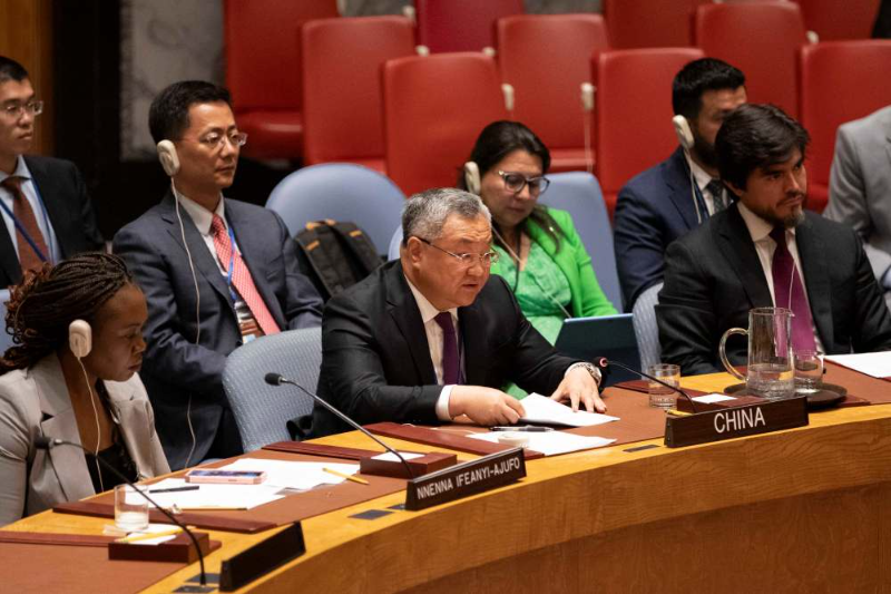 中国坚决反对并强烈谴责发生在伊朗对哈马斯政治领导人的暗杀