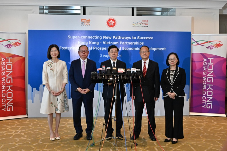 东盟头条视点： 东盟老柬越三国刮“超旋风”   成果斐然共收获55份协议