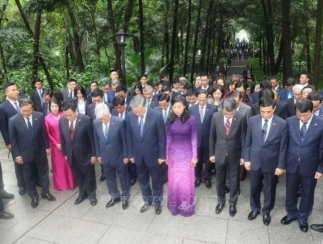 越共中央总书记、国家主席苏林访问广州 强调中国始终是越南对外政策头等优先
