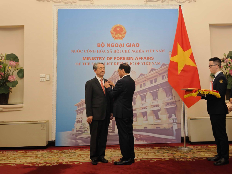 中国驻越南大使熊波离任回国