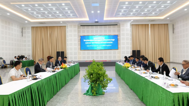 中柬三方决定在柬埔寨皇家科学院成立“中国一柬埔寨科技创新研究中心”