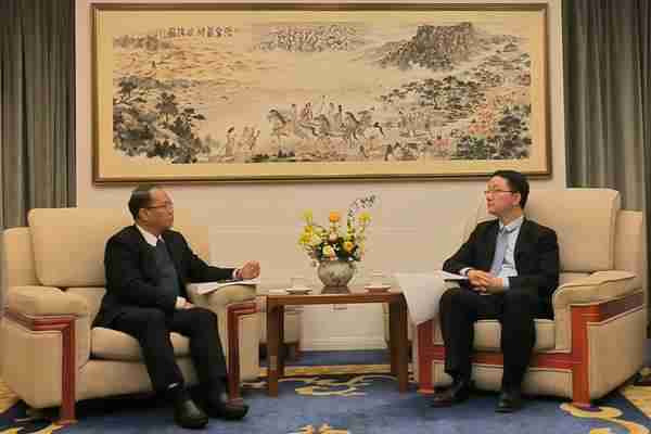中国外交部亚洲司司长刘劲松会见缅甸驻华大使