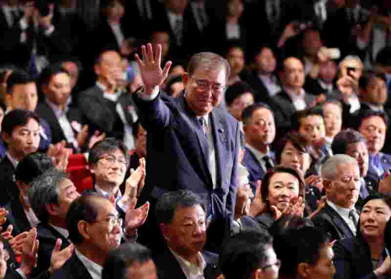 “29岁步入政坛，从政近40年”，预计即将成为日本新首相的石破茂是谁？