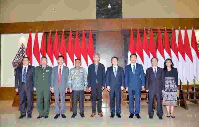 新任中国驻印尼大使王鲁彤抵达印尼履新
