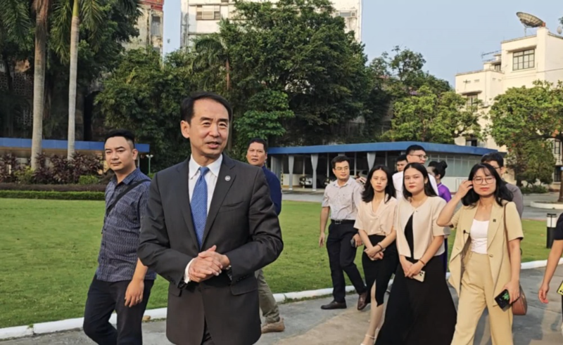 中国驻越南使馆举行中越媒体开放日 20家媒体逾40人参访交流
