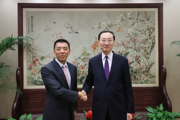 中国与新加坡举行双边合作机制会议高官会 