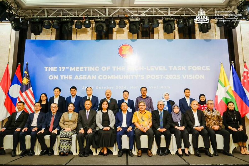 柬埔寨东盟事务高官率团参加东盟共同体后2025愿景高级别工作组第17次会议