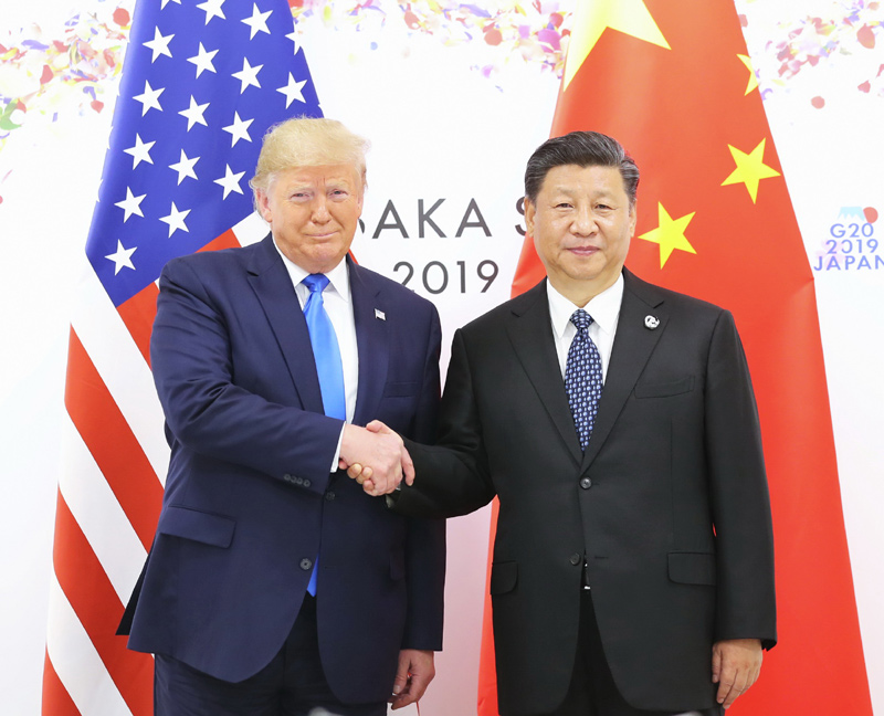 中国国家主席习近平向美国当选总统特朗普致贺电