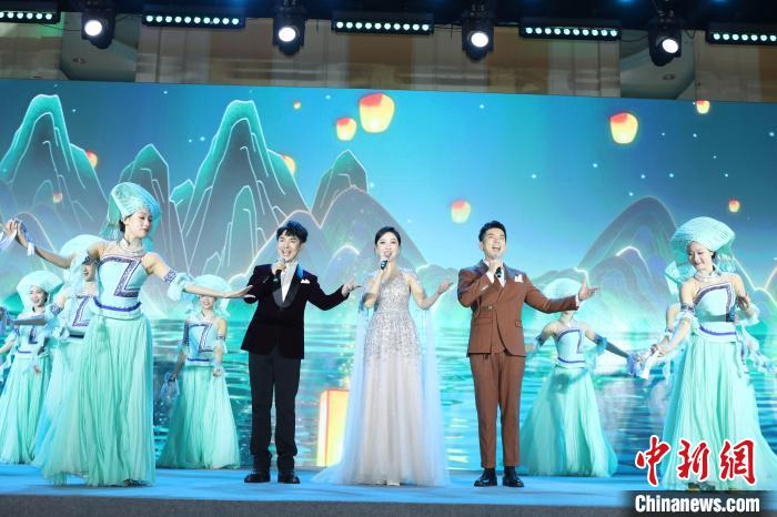 中国广西在越南河内举行文化旅游推介会