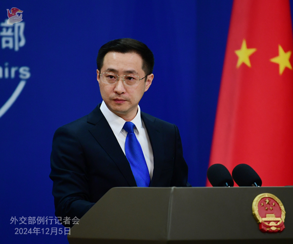 中国外交部斥BBC炒作新疆番茄话题是典型“双标”