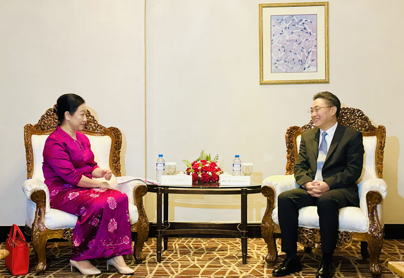 Secretary General of the ASEAN-China Centre Meets Union Minister for Hotels and Tourism of Myanmar