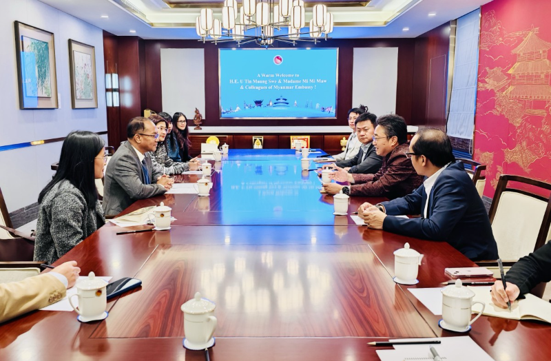 Secretary General of the ASEAN-China Center Meets Ambassador of Myanmar to China