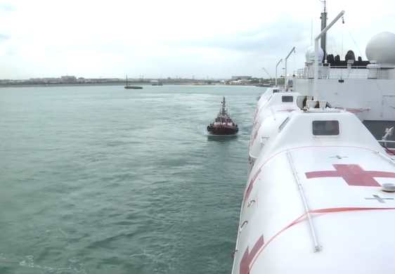 中国海军“和平方舟”号医院船结束技术停靠新加坡启程回国