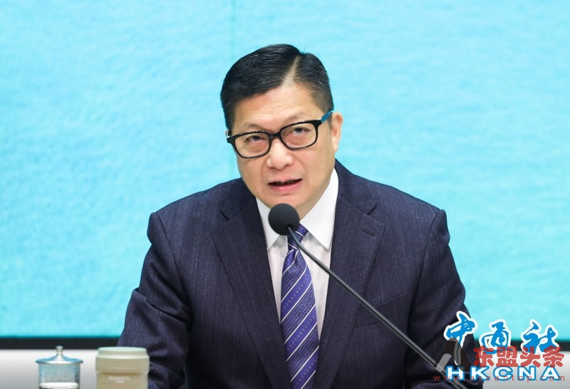 香港特区政府保安局局长邓炳强：将用尽一切方法营救被困东南亚港人