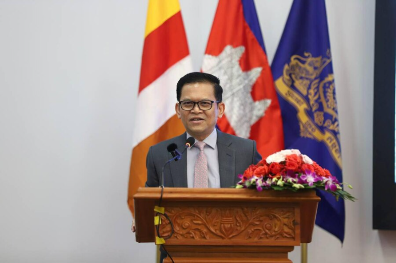 柬埔寨政府发言人：柬埔寨时刻准备接收美国计划遣返的柬公民