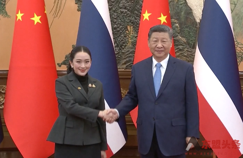 中国国家主席习近平在北京会见泰国总理佩通坦