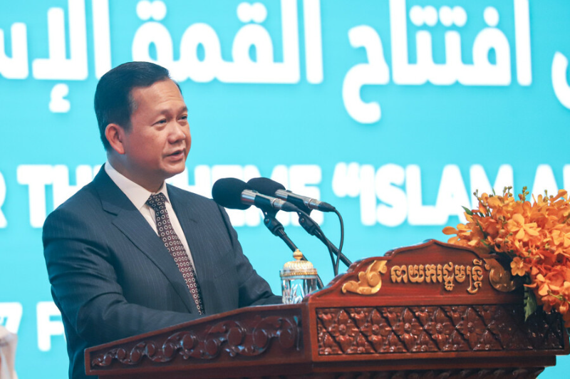 柬埔寨首相洪玛奈在“伊斯兰教与佛教”峰会上发表讲话 承诺将继续促进宗教和谐