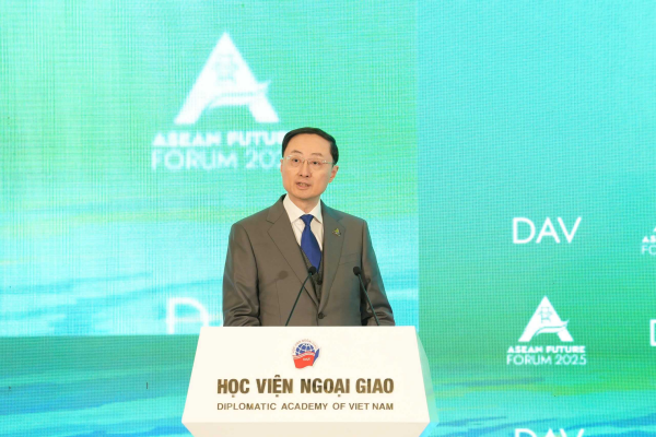 第二届东盟未来论坛在越南开幕 中国外交部副部长出席并致辞