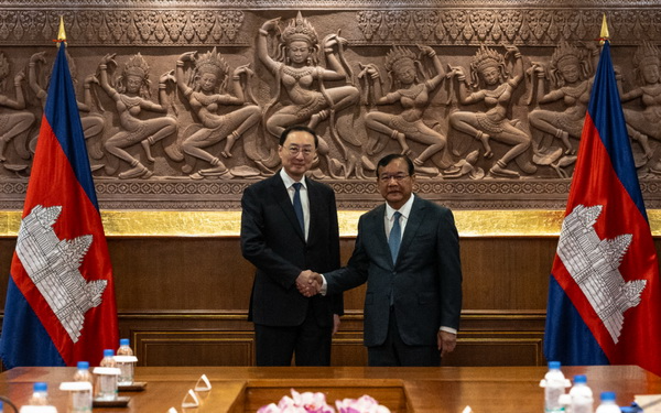 中国外交部副部长访问柬埔寨并主持中柬战略对话  推进中柬命运共同体建设