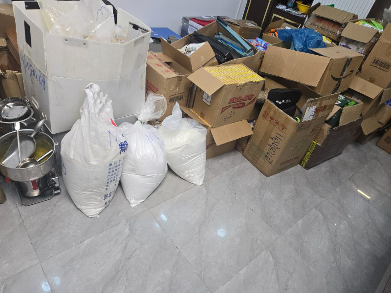 柬埔寨警方捣毁一制毒窝点 缴获近300公斤毒品及原料