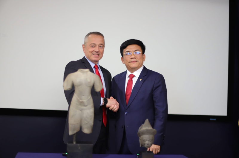 柬埔寨喜迎国宝回归：两件11世纪高棉文物即将重归故土
