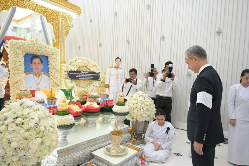 柬埔寨参议院主席洪森的兄长洪山去世 中国驻柬大使前往吊唁
