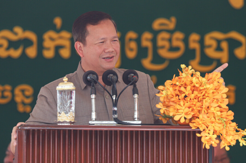 金边德崇立交桥正式启用  柬埔寨首相洪玛奈主持仪式并发表讲话