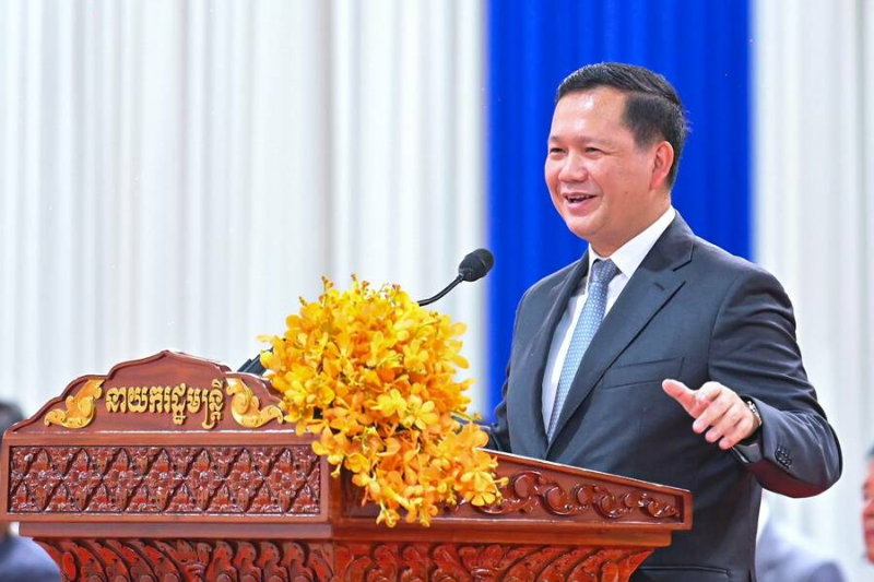 柬埔寨首相洪玛奈：政府鼓励有意在柬埔寨设立汽车零部件制造工厂的投资者