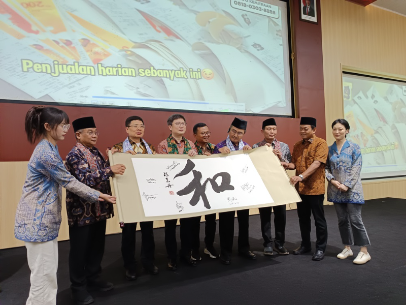 印尼各地举办丰富多彩活动庆祝联合国中文日