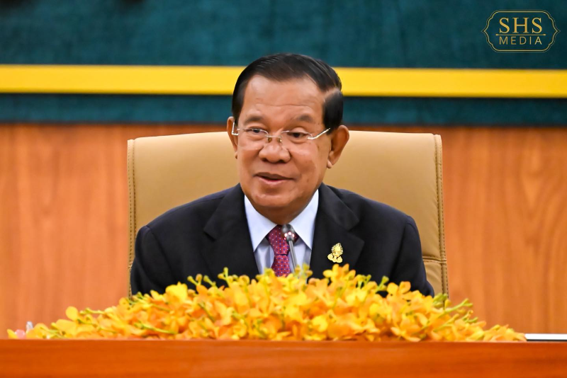 柬埔寨人民党主席、参议院主席洪森将出席越南南方解放暨国家统一50周年庆典