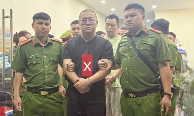 30名中国和越南籍嫌疑人 因涉嫌在假冒电商网站上诈骗日本消费者被越南警方逮捕