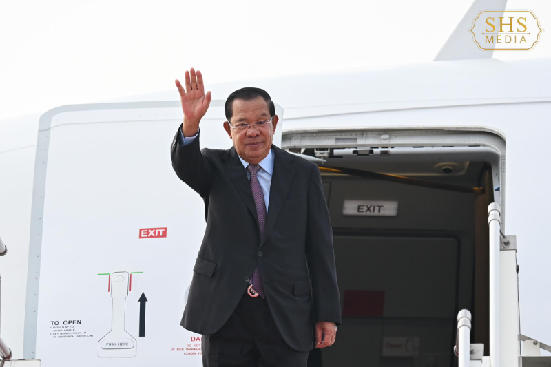  柬埔寨人民党主席、参议院主席洪森率团启程访问印尼与东帝汶