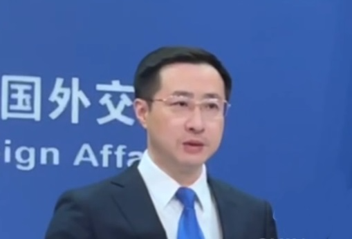 中美经贸高层会谈将在瑞士举行 中国外交部：应美方请求举行