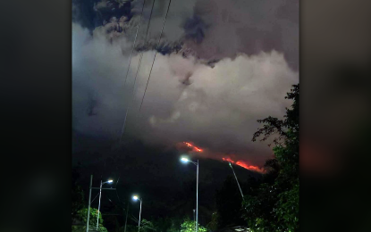 菲律宾坎拉翁火山发生爆炸式喷发 持续5分钟 影响部分航班