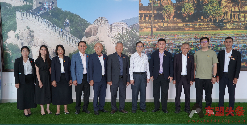 东盟头条代表团访问柬埔寨端华大学 探讨传媒专业合作前景