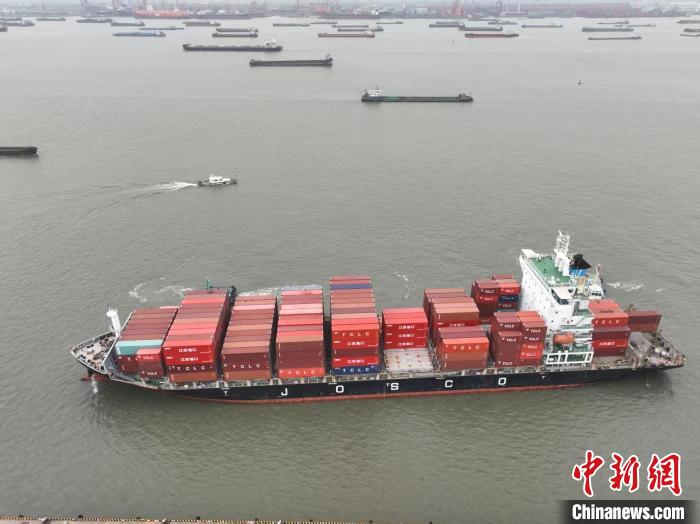 中国无锡（江阴）港—柬埔寨西哈努克港直达航线开通
