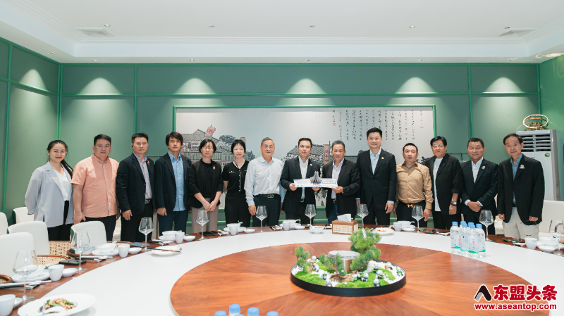中国—东盟博览会秘书处代表团拜访柬埔寨中国港澳侨商总会 共商第22届东博会相关事宜