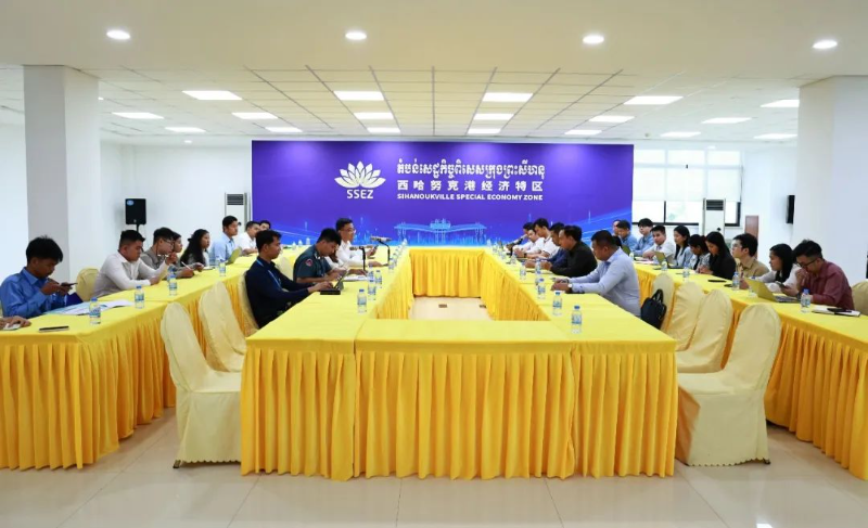 柬埔寨投资委员会副秘书长努文万努拉率团考察西港特区